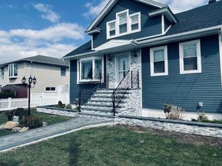 119 S Bay Avenue, Freeport, NY 11520