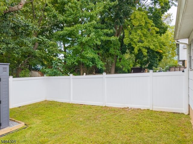 714 W Scott Ave, Rahway City, NJ 07065
