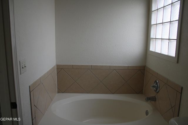 10937 CATTLE RANCH Street, El Paso, TX 79934