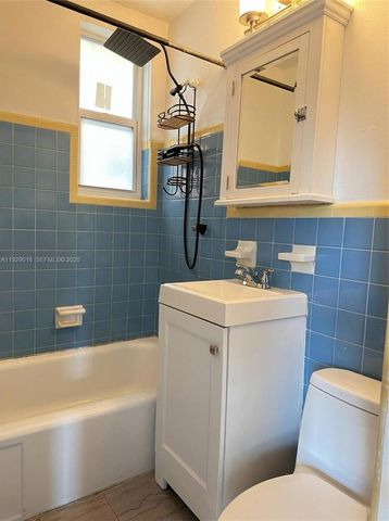 315 W 28th St 1, Miami Beach, FL 33140