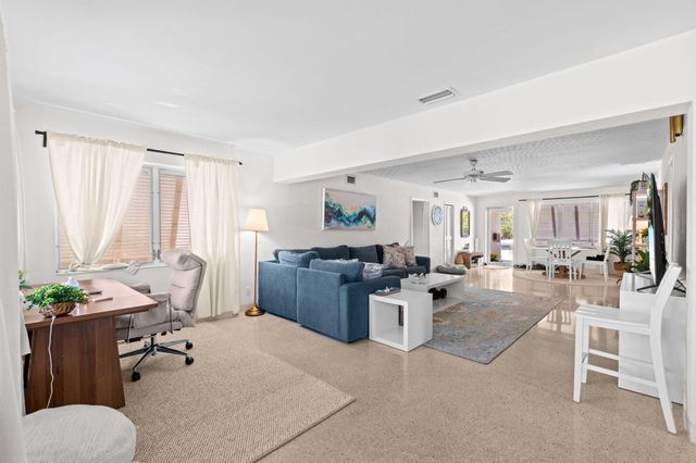 224 N Gordon Road, Fort Lauderdale, FL 33301