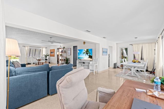 224 N Gordon Road, Fort Lauderdale, FL 33301