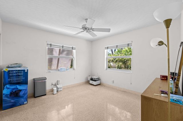 224 N Gordon Road, Fort Lauderdale, FL 33301
