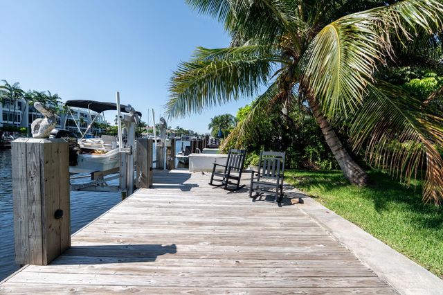 224 N Gordon Road, Fort Lauderdale, FL 33301
