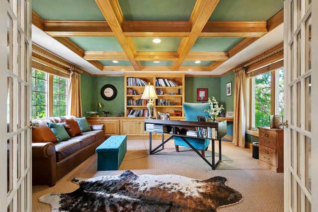 18815 Bearpath Trail, Eden Prairie, MN 55347