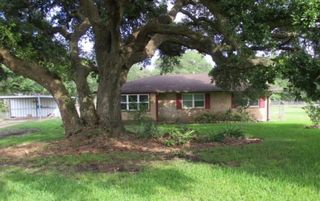 4015 County Road 450 Road, West Columbia, TX 77486