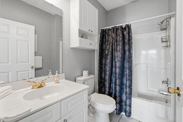 4864 Carnation Cir Apt 302, Myrtle Beach, SC 29577