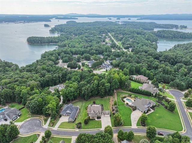 6446 Winter Harbor Drive, Flowery Branch, GA 30542