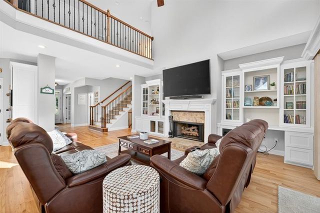 6446 Winter Harbor Drive, Flowery Branch, GA 30542