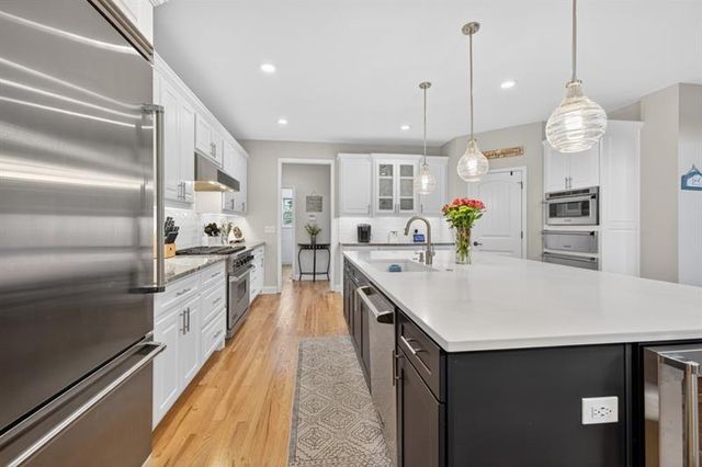 6446 Winter Harbor Drive, Flowery Branch, GA 30542