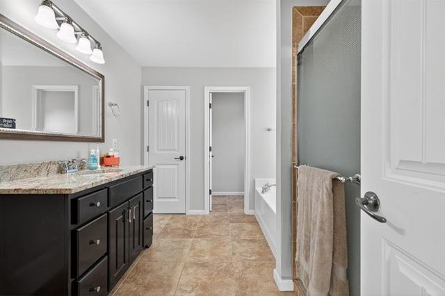 6446 Winter Harbor Drive, Flowery Branch, GA 30542