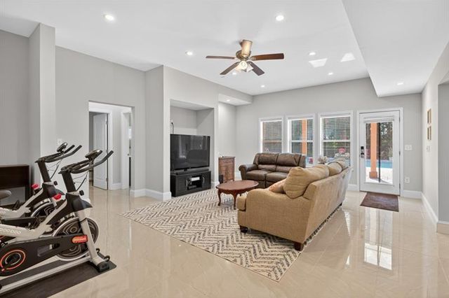 6446 Winter Harbor Drive, Flowery Branch, GA 30542