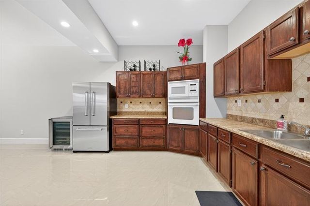 6446 Winter Harbor Drive, Flowery Branch, GA 30542