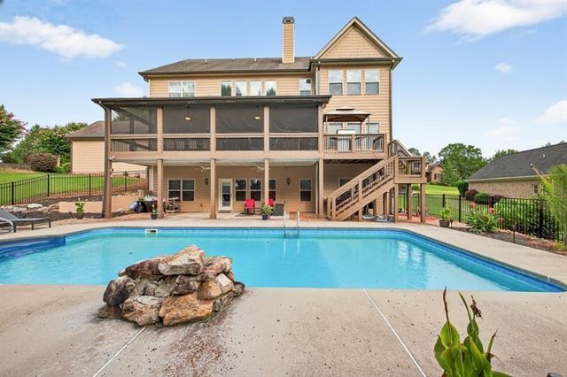 6446 Winter Harbor Drive, Flowery Branch, GA 30542