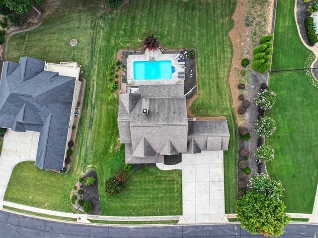 6446 Winter Harbor Drive, Flowery Branch, GA 30542