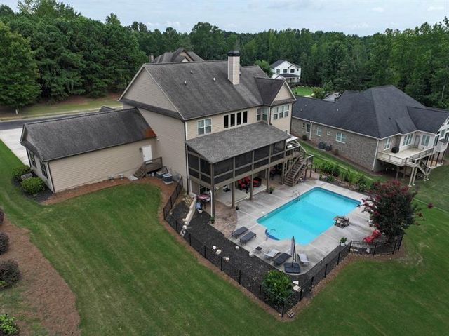 6446 Winter Harbor Drive, Flowery Branch, GA 30542