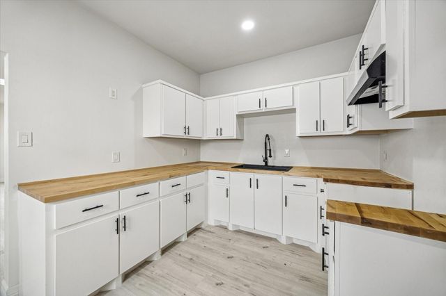 437 N Everton Street, Houston, TX 77003