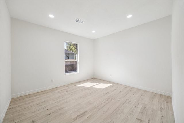 437 N Everton Street, Houston, TX 77003