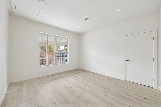 437 N Everton Street, Houston, TX 77003