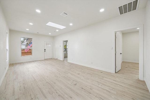 437 N Everton Street, Houston, TX 77003