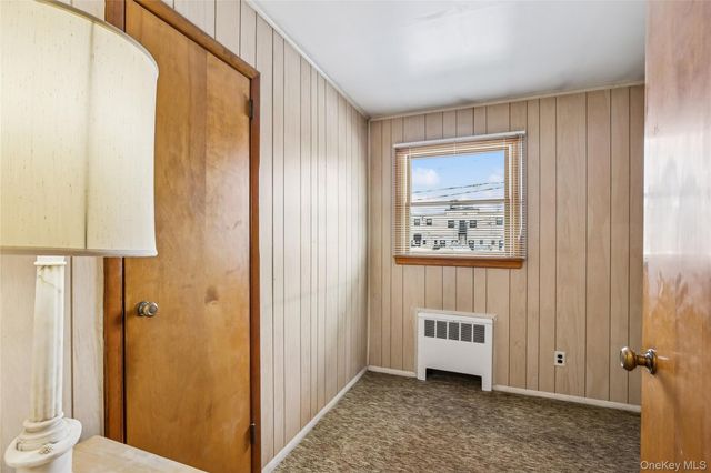 8 Carlton Place, Hicksville, NY 11801