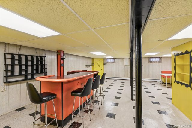 8 Carlton Place, Hicksville, NY 11801