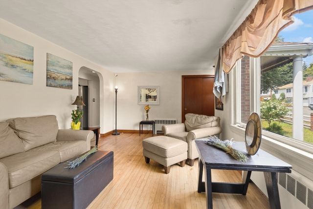 24 Taylor Rd, Lynn, MA 01904