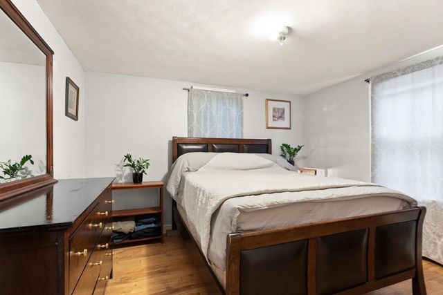 24 Taylor Rd, Lynn, MA 01904