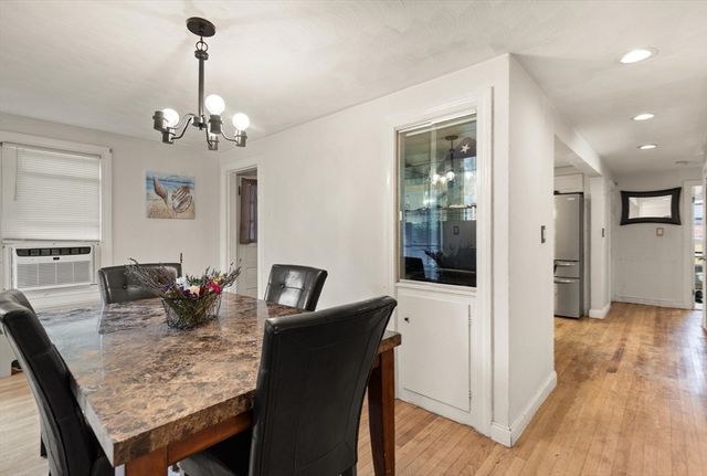 24 Taylor Rd, Lynn, MA 01904