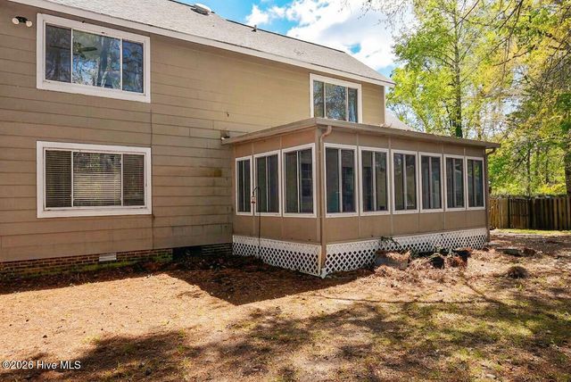 104 Brenton Place, Jacksonville, NC 28540