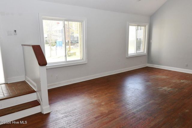 104 Brenton Place, Jacksonville, NC 28540