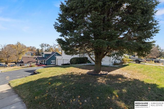 3521 Laurel Avenue, Omaha, NE 68111