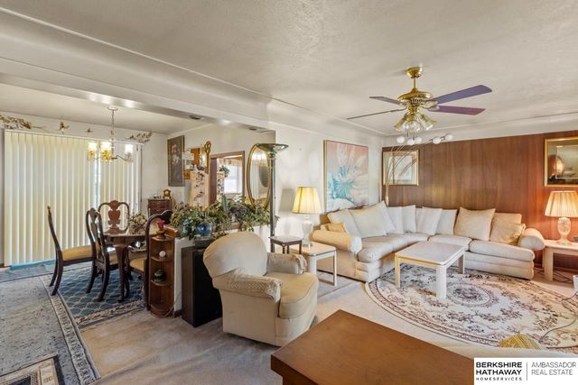 3521 Laurel Avenue, Omaha, NE 68111