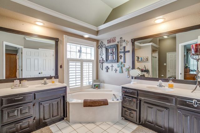 2340 Redstone Road, Burleson, TX 76028