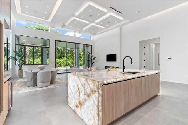 505 SE Atlantic Drive, Lantana, FL 33462