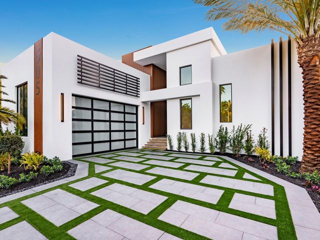 505 SE Atlantic Drive, Lantana, FL 33462