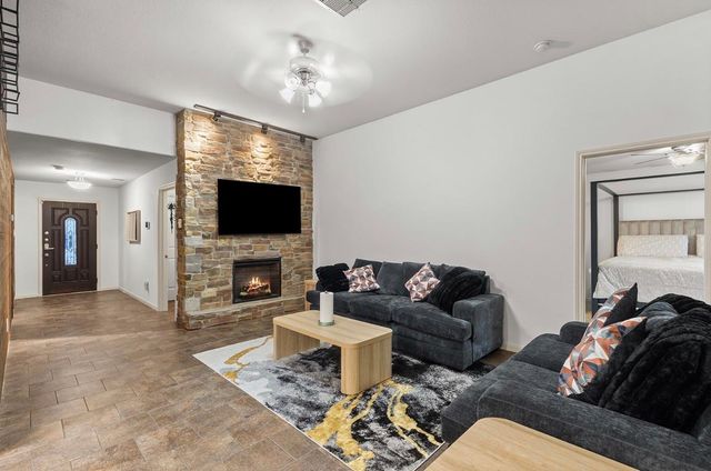 7115 Northchase Lane, Richmond, TX 77469