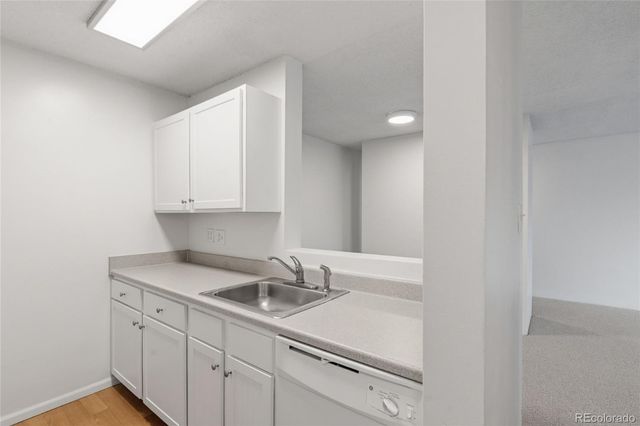 2231 S Vaughn Way 216B, Aurora, CO 80014