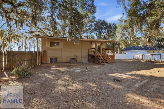 690 Lake Drive, Midway, GA 31320