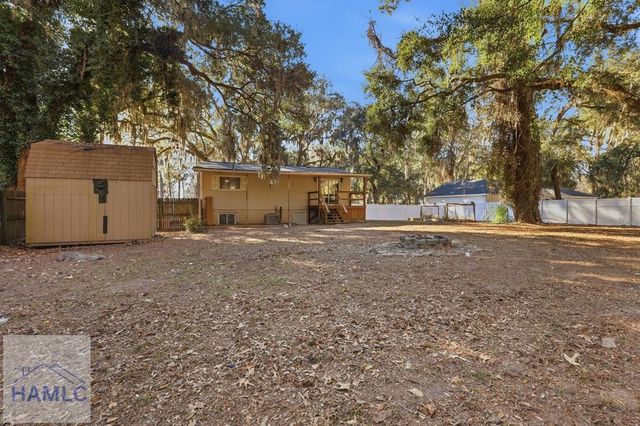 690 Lake Drive, Midway, GA 31320