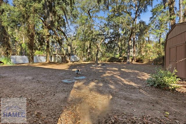 690 Lake Drive, Midway, GA 31320