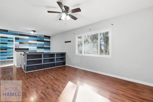 690 Lake Drive, Midway, GA 31320