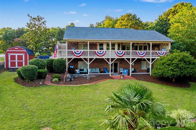 8535 Sylvan Drive, Terrell, NC 28682