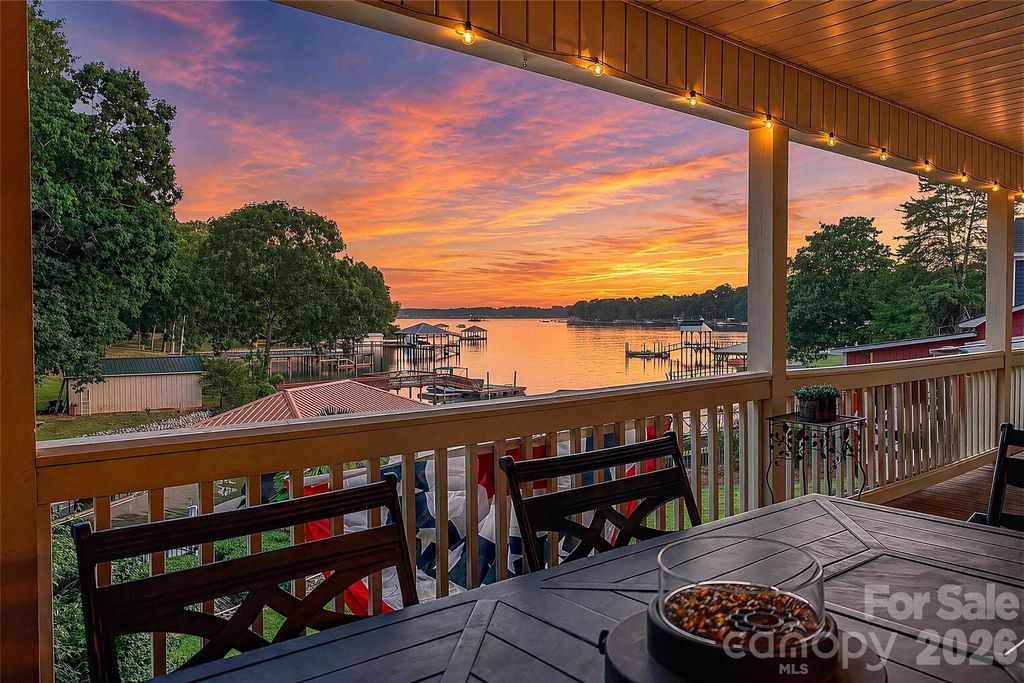 8535 Sylvan Drive, Terrell, NC 28682