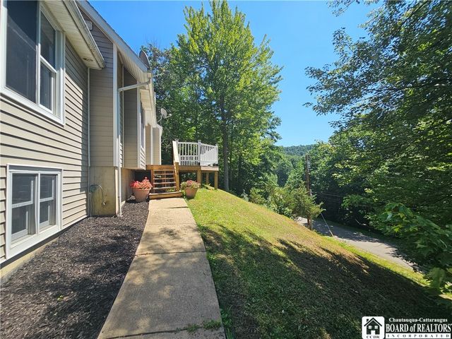 158 Hawthorn Lane, Allegany, NY 14706