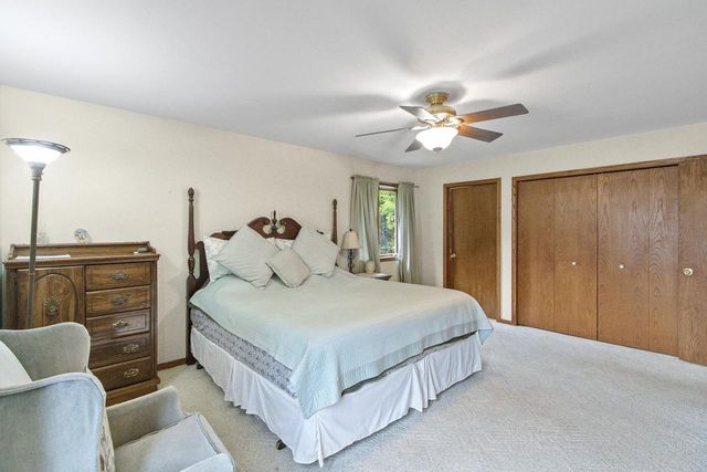 860 iroquois Circle, Baraboo, WI 53913