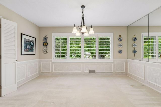 6016 Olinger Circle, Edina, MN 55436