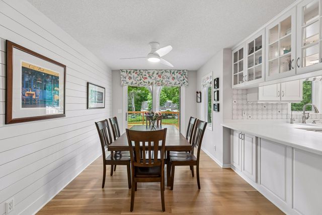 6016 Olinger Circle, Edina, MN 55436