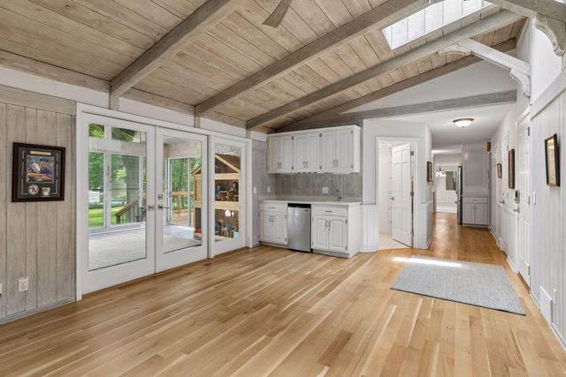 6016 Olinger Circle, Edina, MN 55436