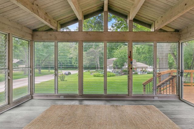 6016 Olinger Circle, Edina, MN 55436